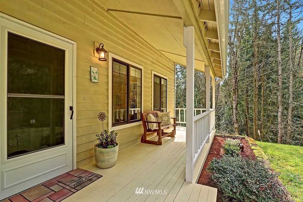 20920 West Richmond Road Bothell, WA 98021 - Photo 2 of 19