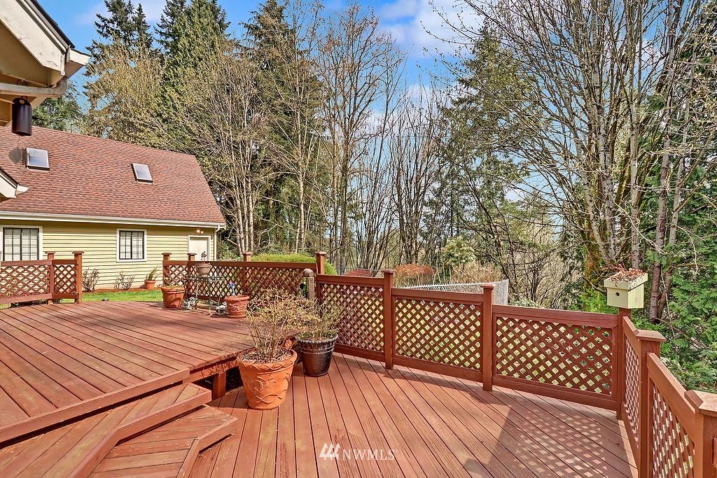 20920 West Richmond Road Bothell, WA 98021 - Photo 16 of 19
