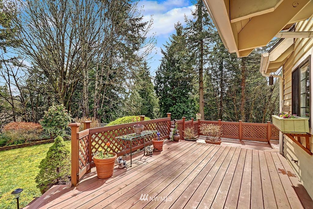 20920 West Richmond Road Bothell, WA 98021 - Photo 8 of 19