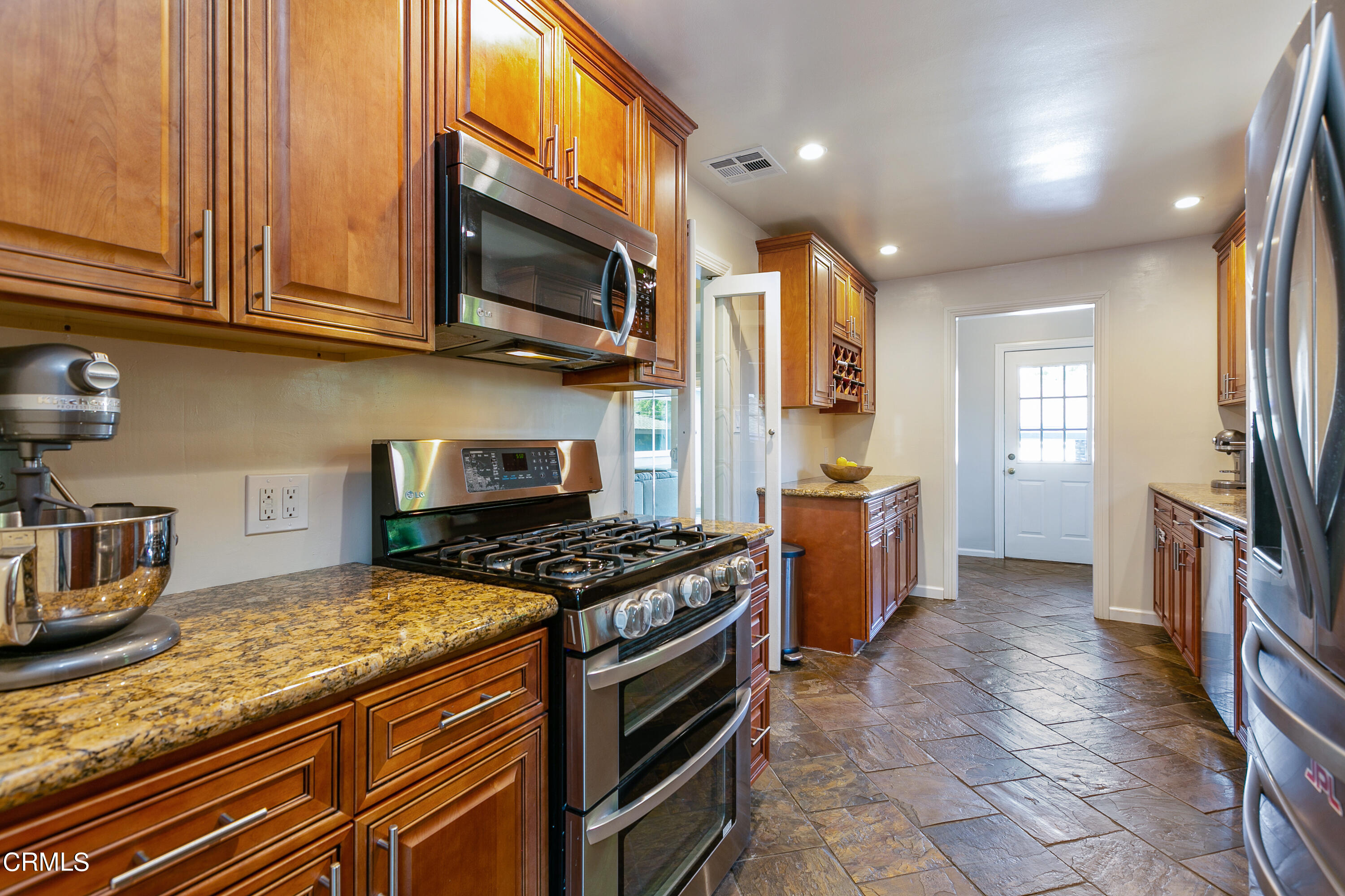 4346 Canyon Crest Road Altadena, CA 91001 - Photo 8 of 26 08 - Canyon Crest (4346)