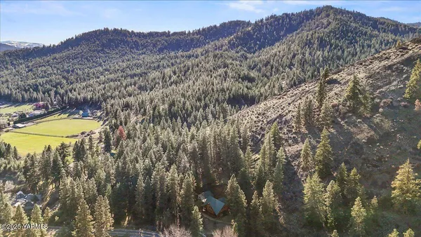$719,000 | 4492 Nile Road, Naches, WA 98937