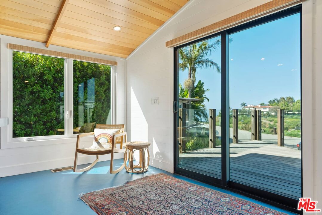 249 Paradise Cove Road Malibu, CA 90265 - Photo 6 of 41