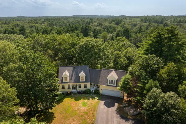 $785,000 | 239 Clay Hill Road, York, ME 03902