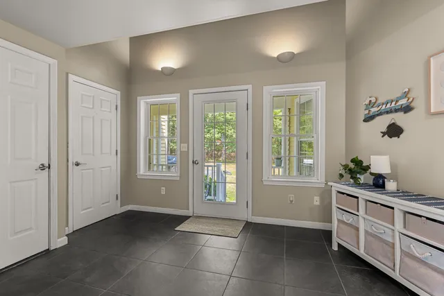 $785,000 | 239 Clay Hill Road, York, ME 03902