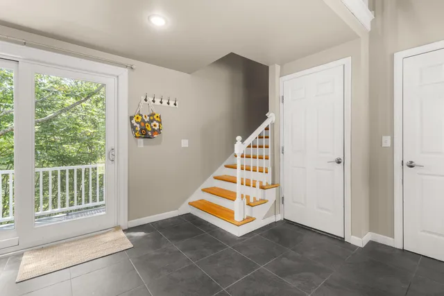 $785,000 | 239 Clay Hill Road, York, ME 03902