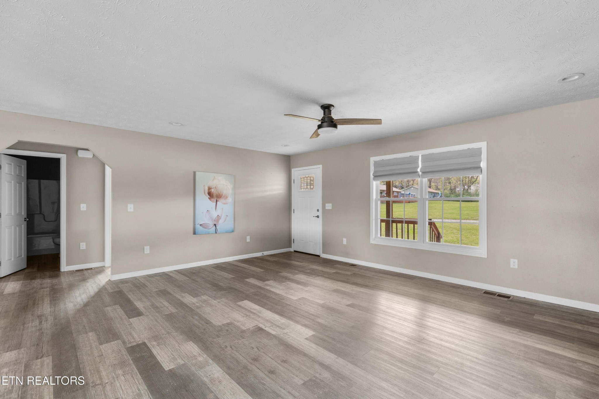 1159 Camellia Road Newport, TN 37821 - Photo 26 of 45 a view of an empty room with a window