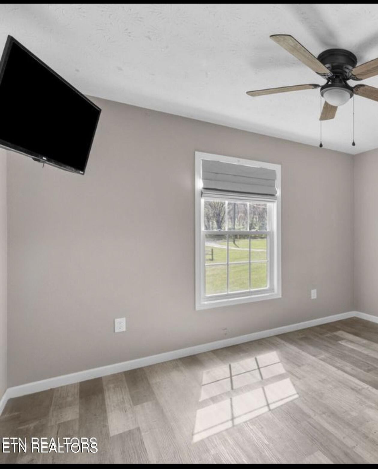 1159 Camellia Road Newport, TN 37821 - Photo 36 of 45 a view of an empty room with a window