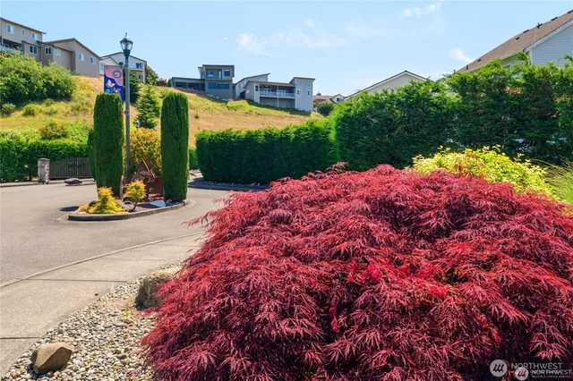 $499,950 | 10602 177th Ave Court East, Bonney Lake, WA 98391