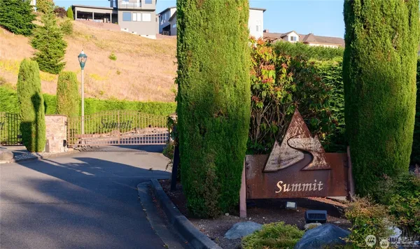 $499,950 | 10602 177th Ave Court East, Bonney Lake, WA 98391