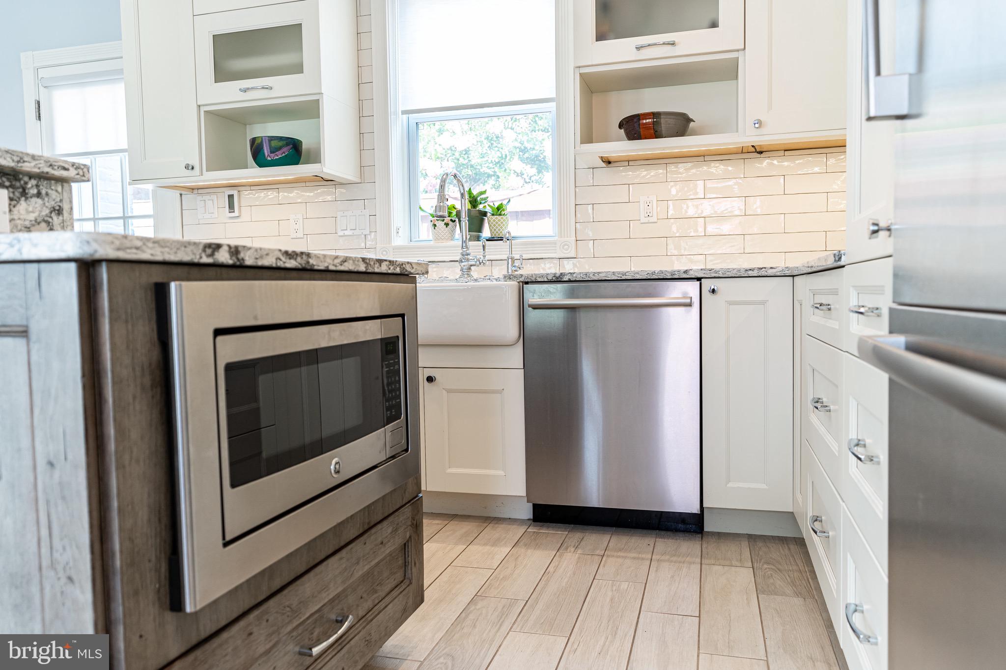 906 12th Street Southeast Washington, DC 20003 - Photo 14 of 33