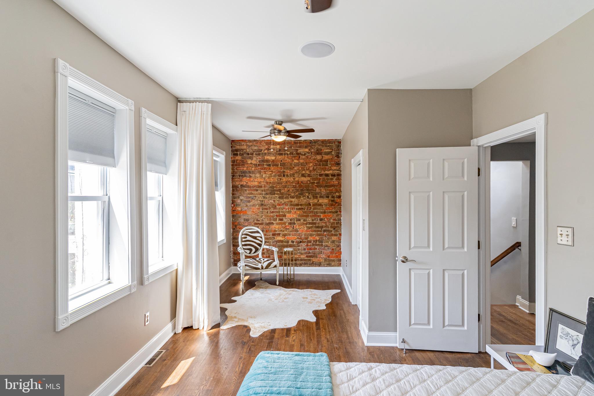 906 12th Street Southeast Washington, DC 20003 - Photo 22 of 33