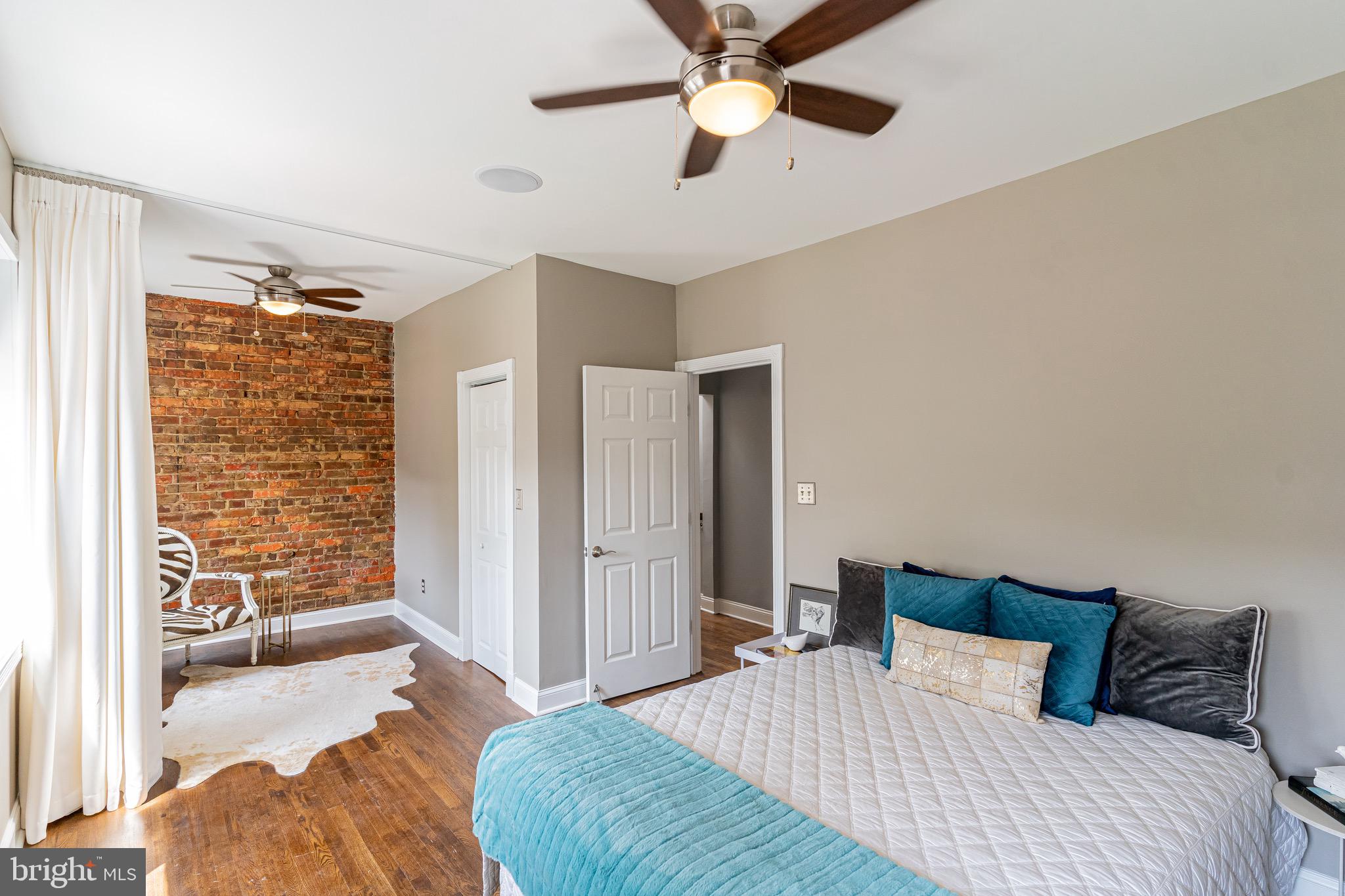 906 12th Street Southeast Washington, DC 20003 - Photo 23 of 33