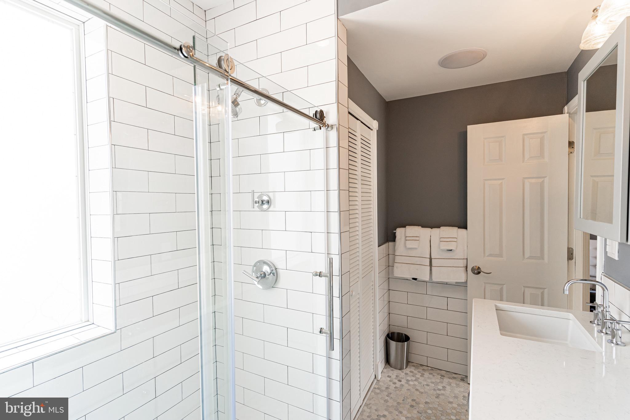 906 12th Street Southeast Washington, DC 20003 - Photo 27 of 33