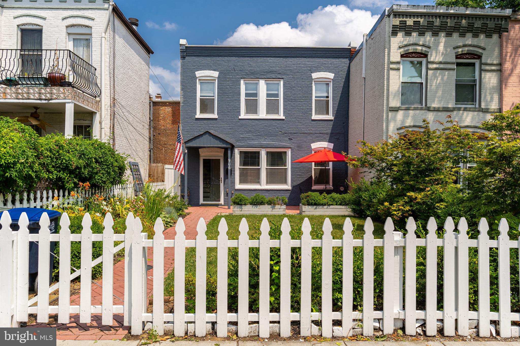 906 12th Street Southeast Washington, DC 20003 - Photo 33 of 33