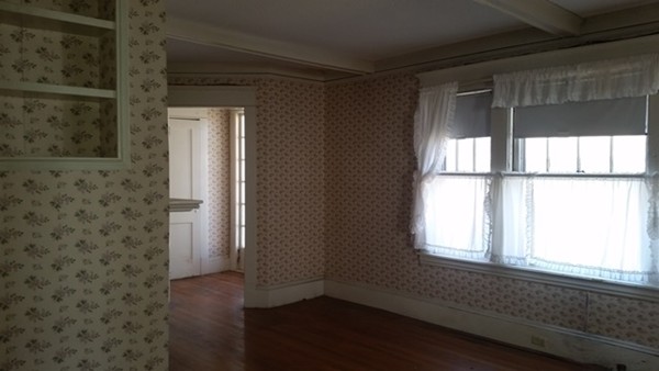 37 Burton Street Springfield, MA 01108 - Photo 13 of 29 Gallery Image 13