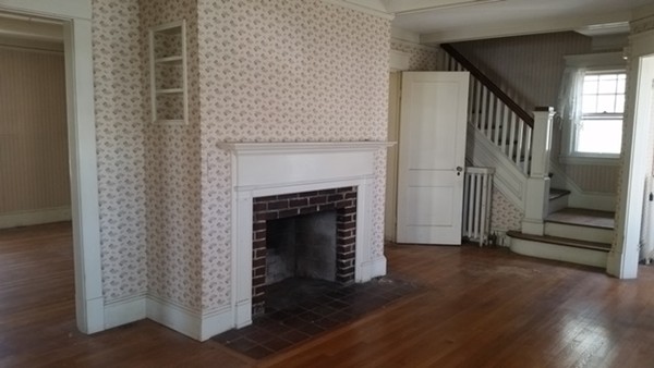 37 Burton Street Springfield, MA 01108 - Photo 14 of 29 Gallery Image 14