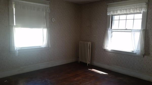 37 Burton Street Springfield, MA 01108 - Photo 20 of 29 Gallery Image 20