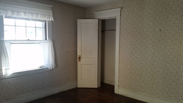 37 Burton Street Springfield, MA 01108 - Photo 21 of 29 Gallery Image 21