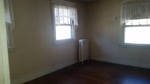 37 Burton Street Springfield, MA 01108 - Photo 23 of 29 Gallery Image 23