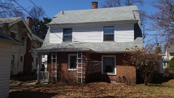 37 Burton Street Springfield, MA 01108 - Photo 3 of 29 Gallery Image 3