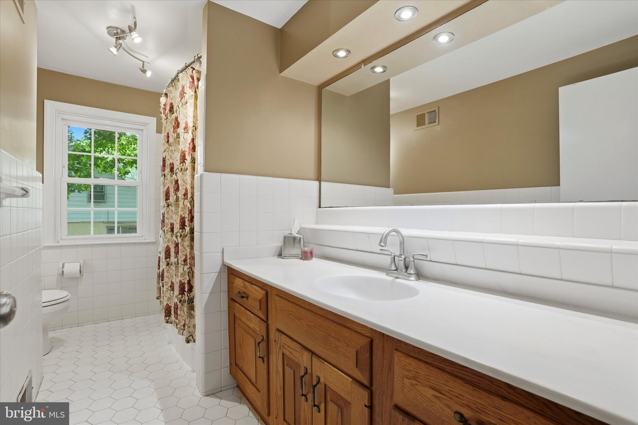 617 Paddock Road Havertown, PA 19083 - Photo 23 of 45