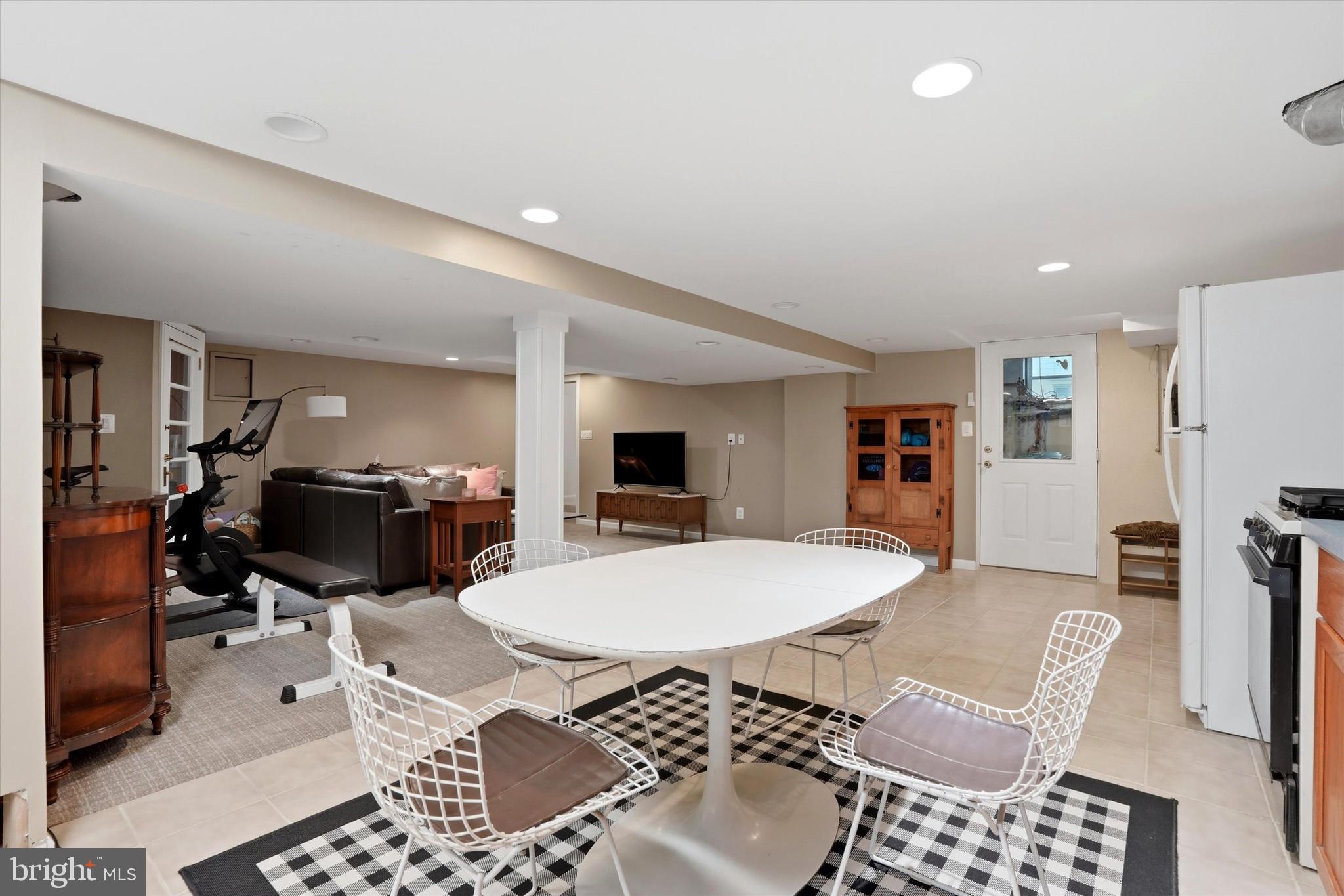 617 Paddock Road Havertown, PA 19083 - Photo 29 of 45