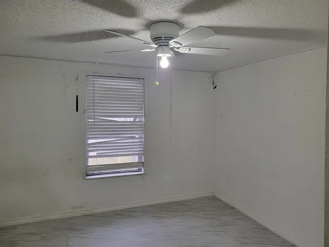 $115,000 | 924 North Clements Street, Gainesville, TX 76240