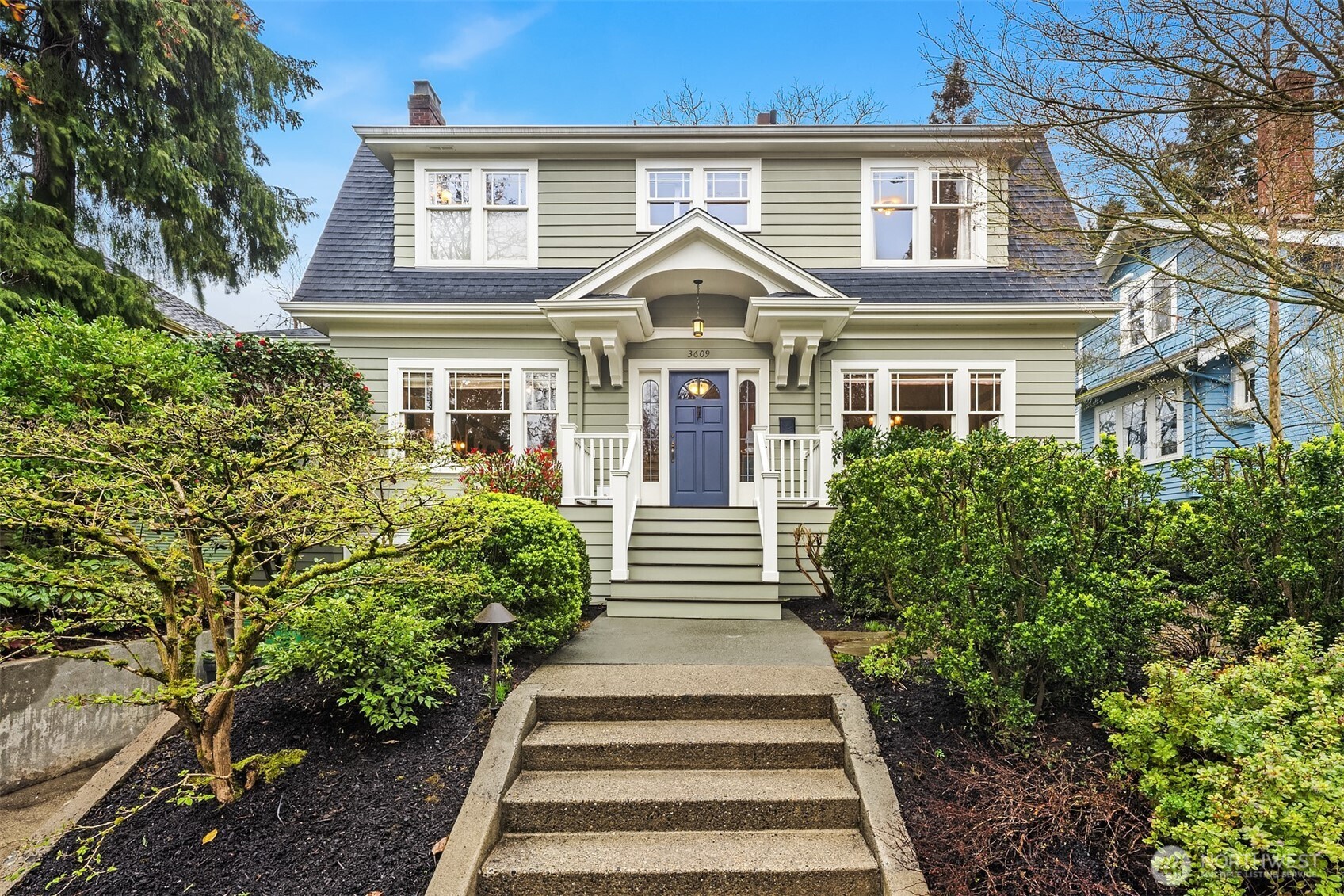 3609 Burke Avenue North Seattle, WA 98103 - Photo 40 of 40