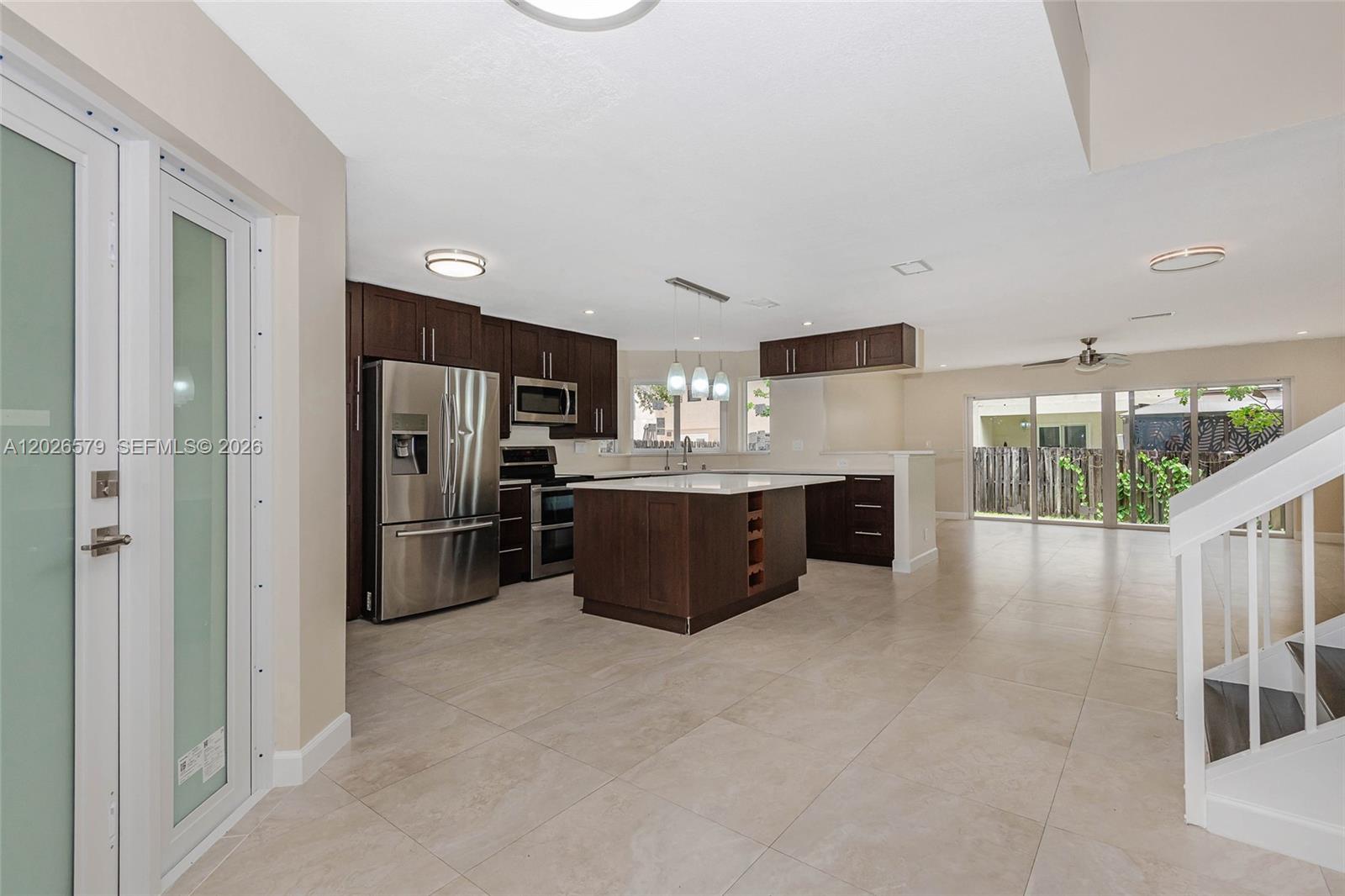 3583 Simms Street Hollywood, FL 33021 - Photo 4 of 33