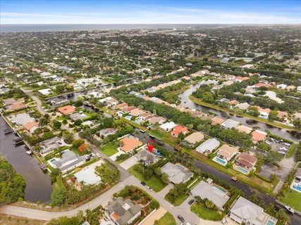 $2,995,000 | 1002 Lake Shore Drive, Delray Beach, FL 33444
