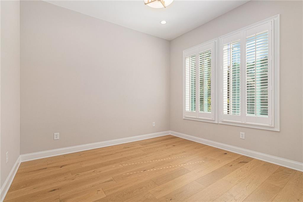 1094 Wimberly Road Northeast Brookhaven, GA 30319 - Photo 18 of 44