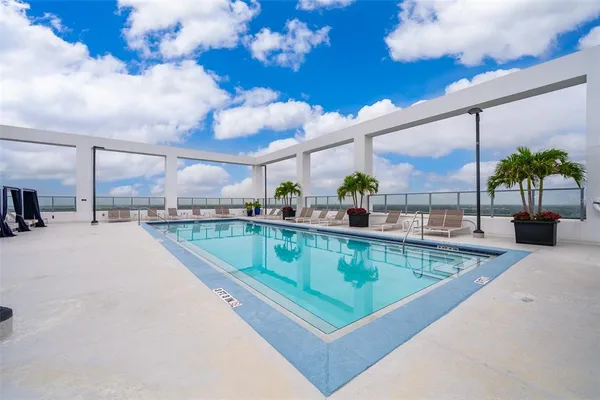 $2,500 | 260 South Osceola Avenue, Unit 710, Orlando, FL 32801