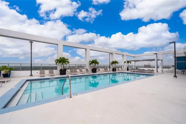 $2,500 | 260 South Osceola Avenue, Unit 710, Orlando, FL 32801