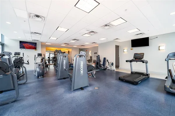 $2,500 | 260 South Osceola Avenue, Unit 710, Orlando, FL 32801
