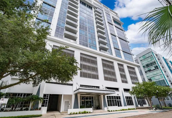 $2,500 | 260 South Osceola Avenue, Unit 710, Orlando, FL 32801