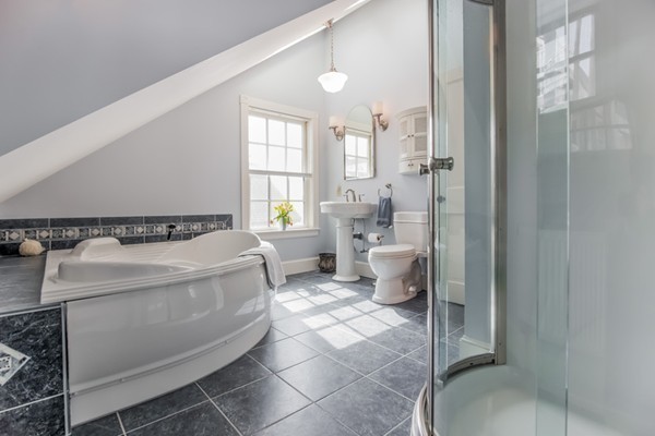 67 Shore Road Gloucester, MA 01930 - Photo 25 of 30 Gallery Image 25