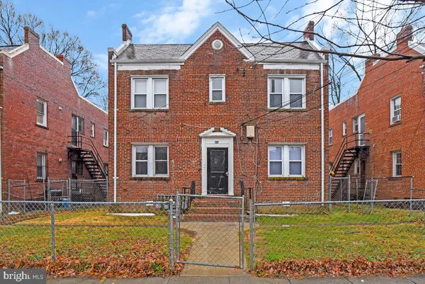 $1,600 | 449 Mellon Street Southeast, Unit 3, Washington, DC 20032