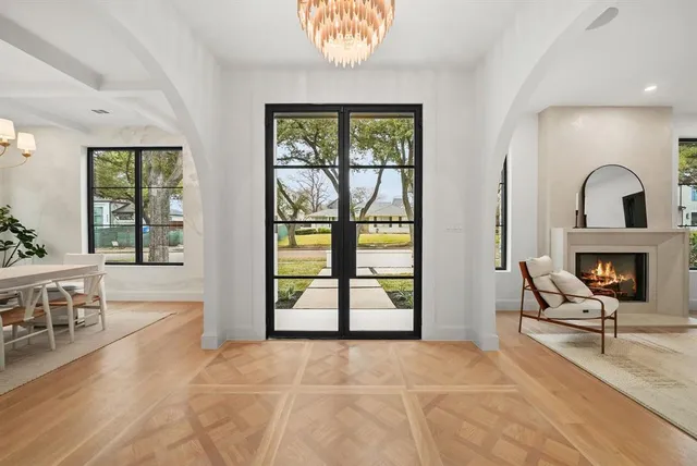 $2,800,000 | 6814 Dalhart Lane, Dallas, TX 75214