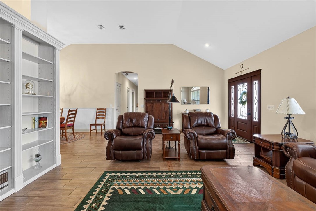 27 Carlee Lane Brunswick, GA 31523 - Photo 5 of 54