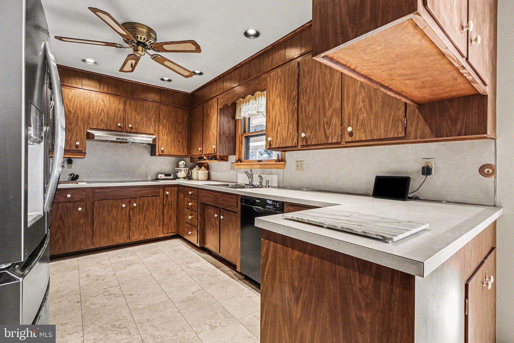 2356 Mt Pleasant Road Mount Joy, PA 17552 - Photo 7 of 28 Gallery Image 7