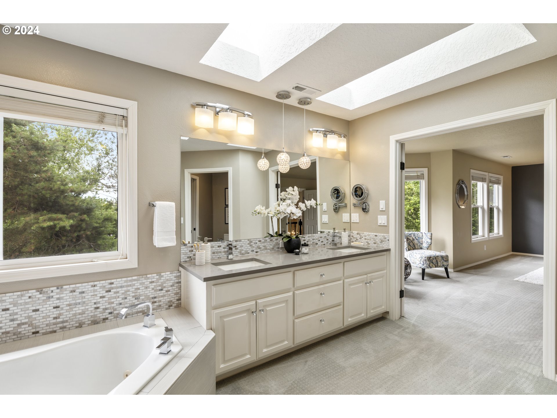 5802 Ridgetop Court Lake Oswego, OR 97035 - Photo 18 of 34 Gallery Image 18