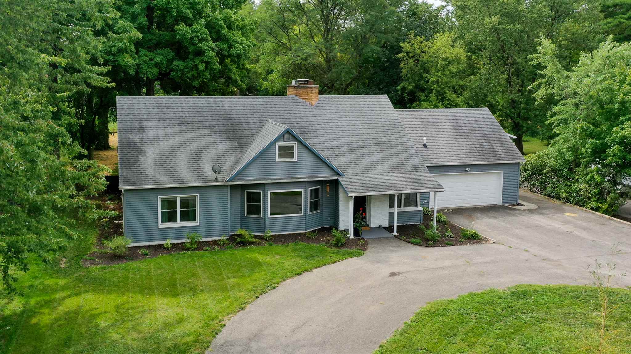 718 East Washington Center Road Fort Wayne, IN 46825 - Photo 1 of 36 Gallery Image 1