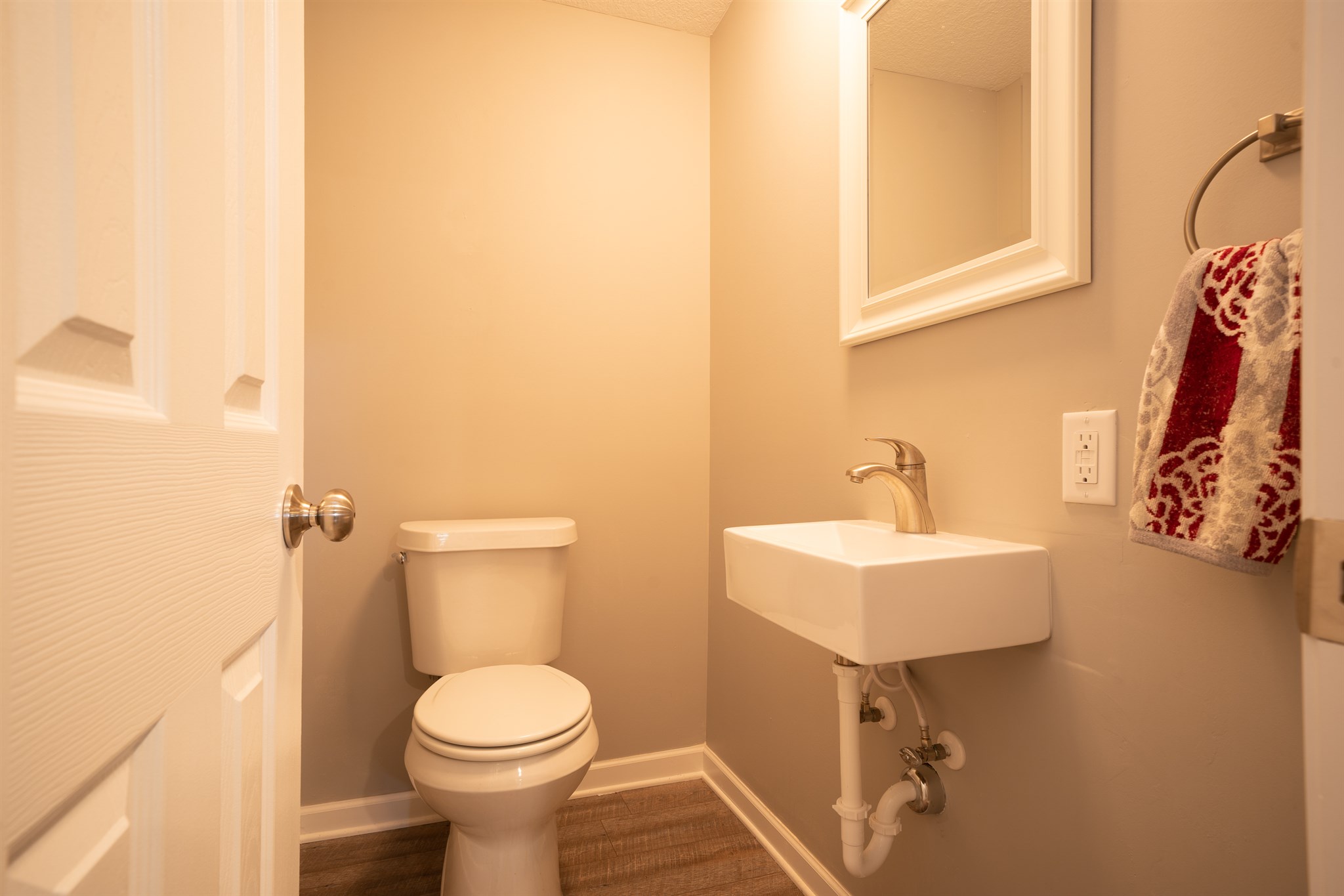 718 East Washington Center Road Fort Wayne, IN 46825 - Photo 15 of 36 Gallery Image 15