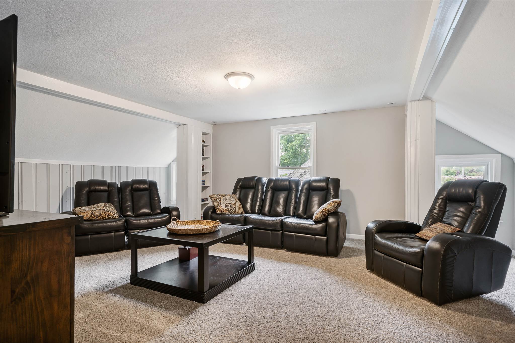 718 East Washington Center Road Fort Wayne, IN 46825 - Photo 26 of 36 Gallery Image 26