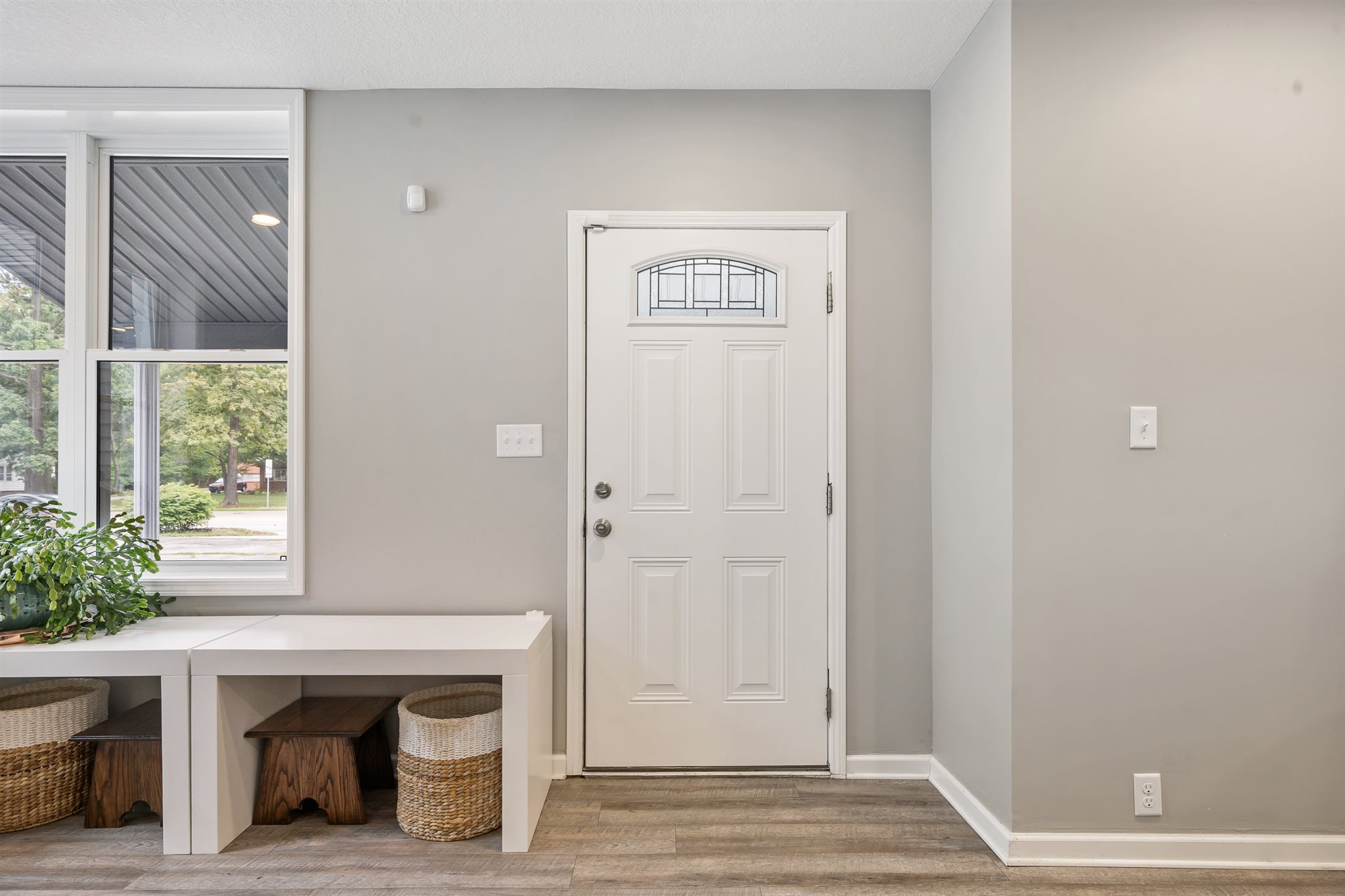 718 East Washington Center Road Fort Wayne, IN 46825 - Photo 5 of 36 Gallery Image 5