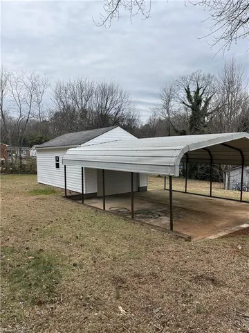 $220,000 | 2848 Trent Street, Winston-Salem, NC 27127