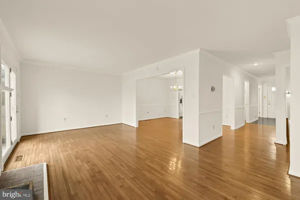 $3,600 | 2 Spindrift Way, Annapolis, MD 21403