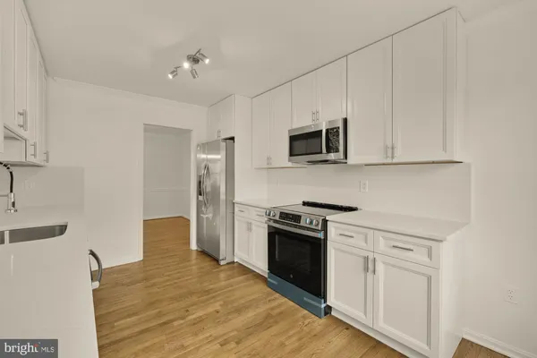 $3,600 | 2 Spindrift Way, Annapolis, MD 21403