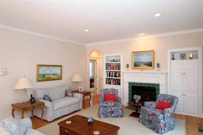 567 Scraggy Neck Road Cataumet, MA 02534 - Photo 8 of 35 Additional Photo