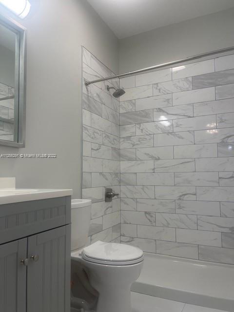 6990 Northwest 179th Street, Unit 2012 Hialeah, FL 33015 - Photo 6 of 21